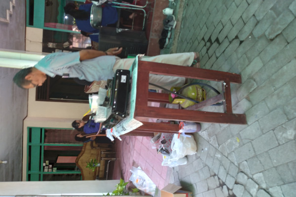 Melalui aktivitas penerimaan sampah, bank sampah telah berhasil mengumpulkan dan memilah ribuan ton sampah dari masyarakat
